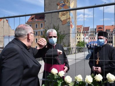 Bischof Ipolt an der polnischen Grenzen zum Gedanken an 75 Jahre Ende des Krieges