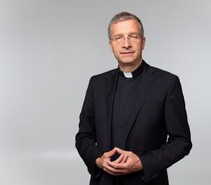 Bischof Dr. Michael Gerber